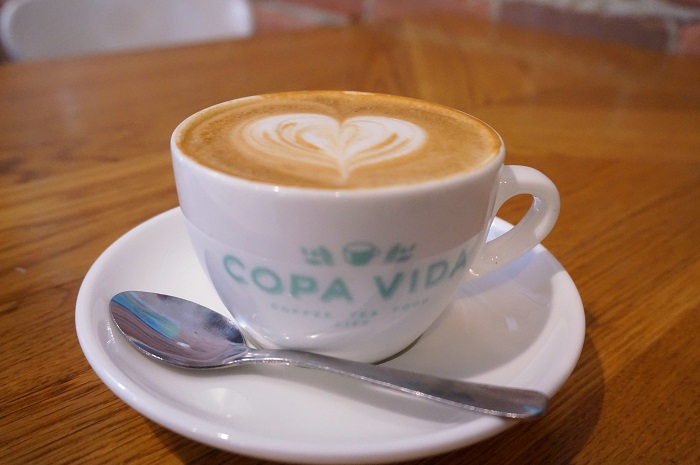 人を繋ぐ！パサディナ旧市街にあるカフェ「Copa Vida」
