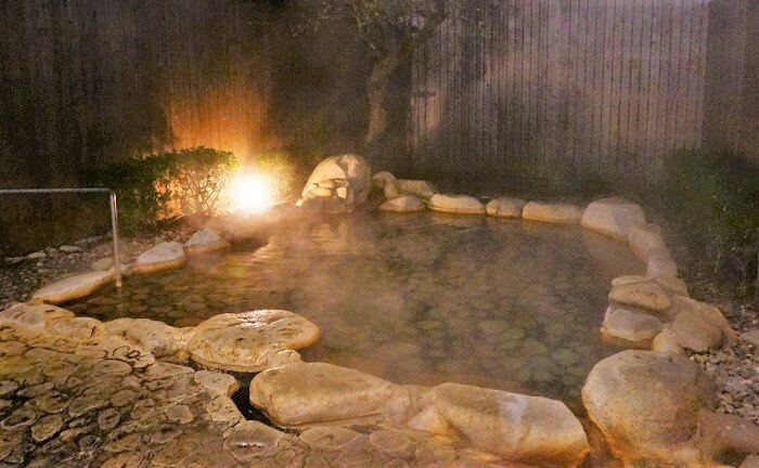 西日本温泉最大級の露天風呂があるわたらせ温泉って？